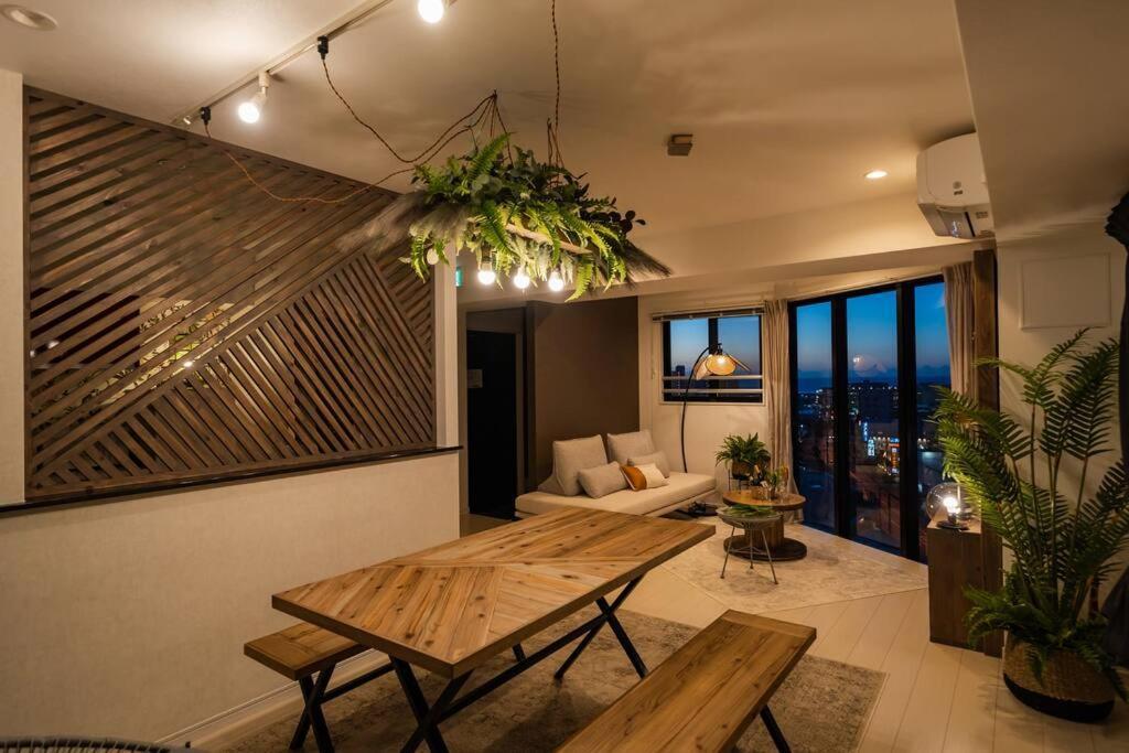 Ferienwohnung The Penthouse Ginowan Urasoe Exterior foto