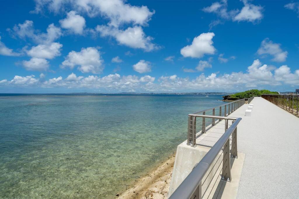 Ferienwohnung The Penthouse Ginowan Urasoe Exterior foto