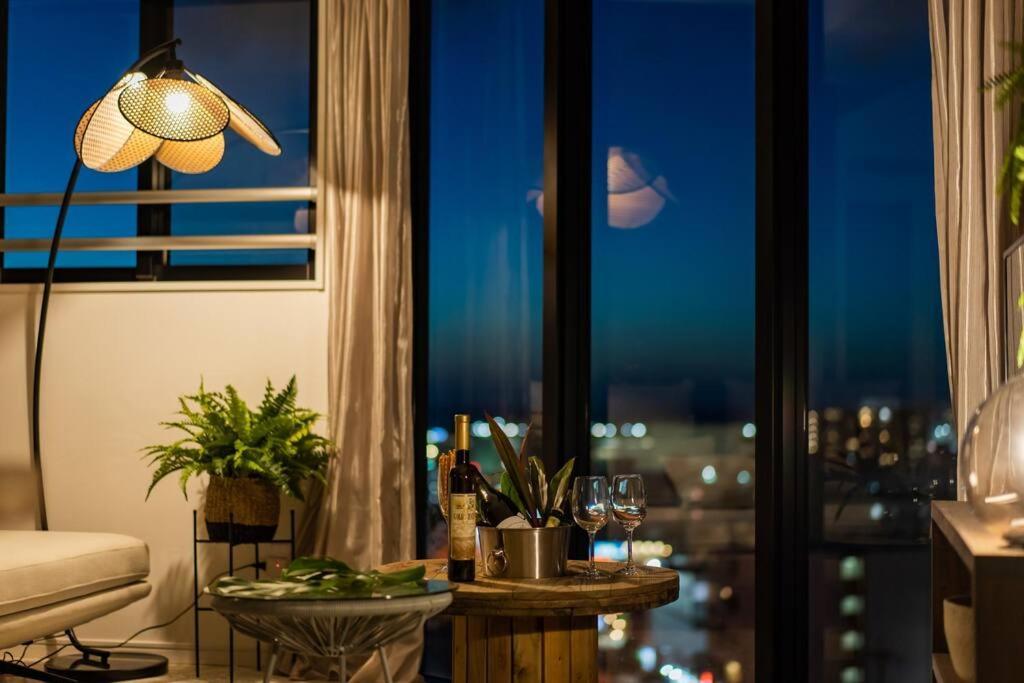 Ferienwohnung The Penthouse Ginowan Urasoe Exterior foto